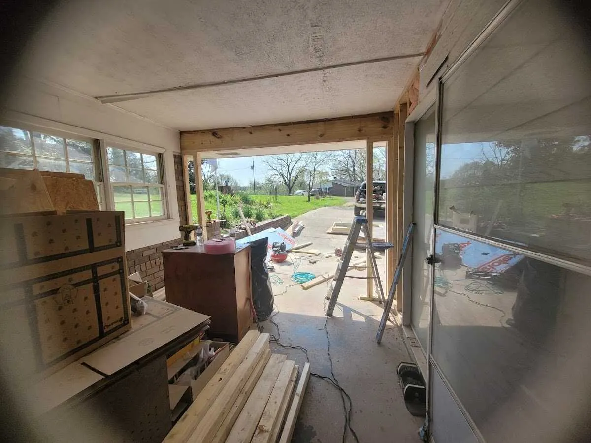 Air movers and dehumidifier for Drying & Dehumidification in Gardiner